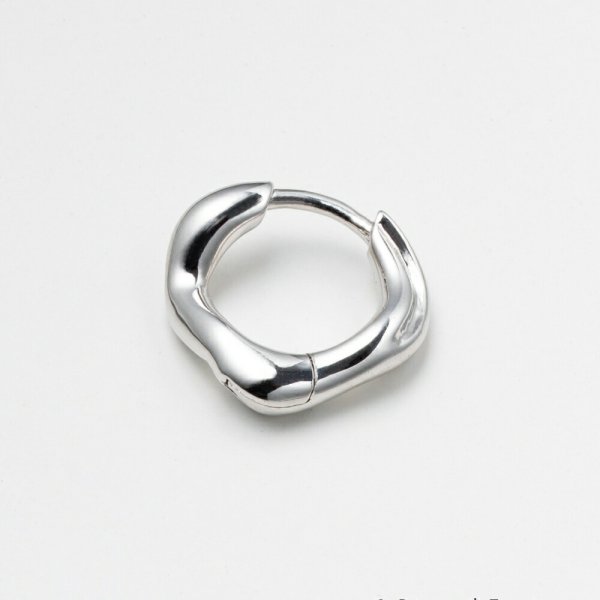 マリアブラック MARIA BLACK 100921AG-8 ピアス Anil 8 Huggie Silver 