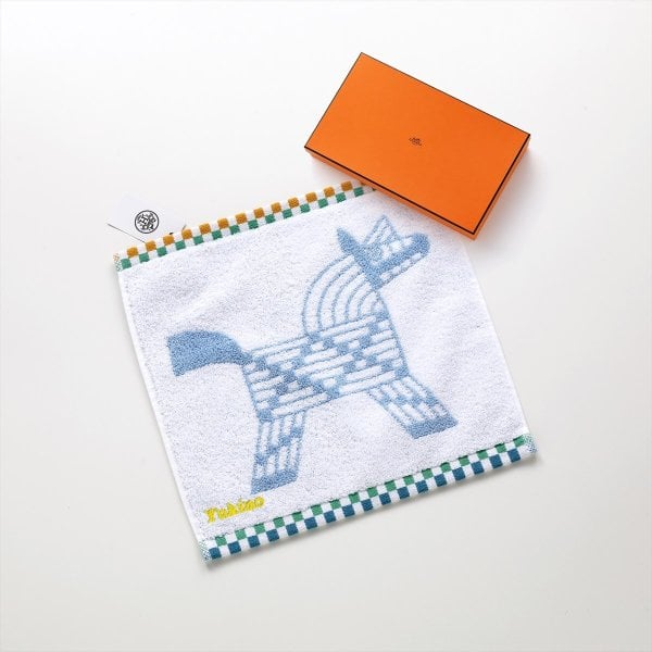 HERMES エルメス カレ・タオル　アニモー・ナッテ新品　ブルー 未使用　箱付 HERMES エルメス カレ・タオル 《 アニモー・ナッテ 》 ブルー・ジヴレ