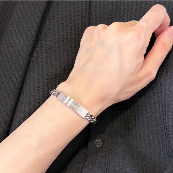 EMPORIO ARMANI ブレスレット　2本セット　ケース付き エンポリオアルマーニ ペア ブレスレット 2本セット メンズ レディース