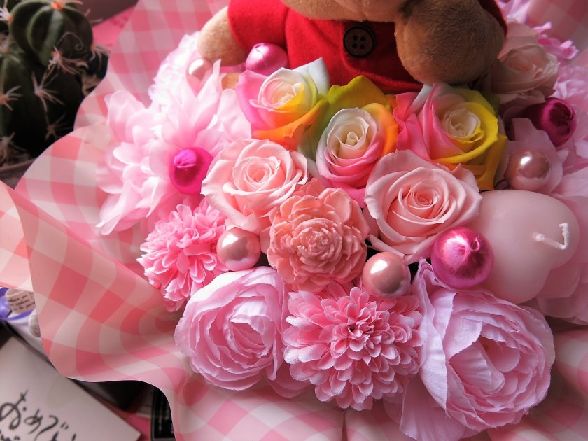 推し活 プーさん ぬいぐるみ 花束風ギフト レインボーローズ