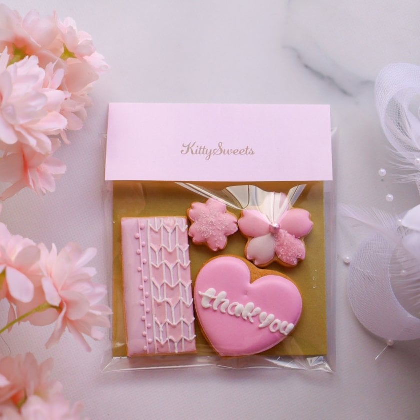 卒業・入学のプレゼントに♡桜のメッセージクッキー 名入れ】ピンク和柄アイシングクッキー4枚 春 桜 入学 卒業 - 【Kitty