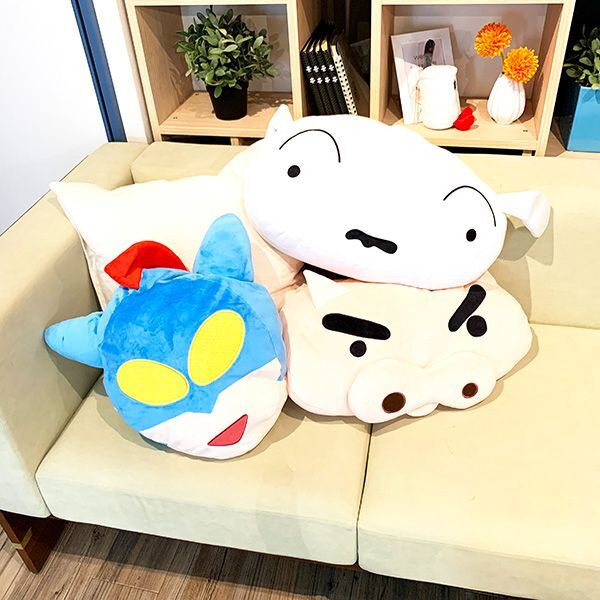 クレヨンしんちゃん アクション仮面 もっちりフェイスクッション