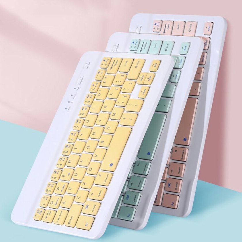 キーボードBluetooth イタリア語配列 ペアリング 充電式 小型 薄型 