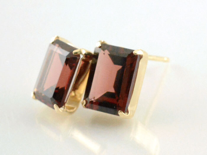 ピアス k18 ガーネット ピアス レディースピアス スタッドピアス
