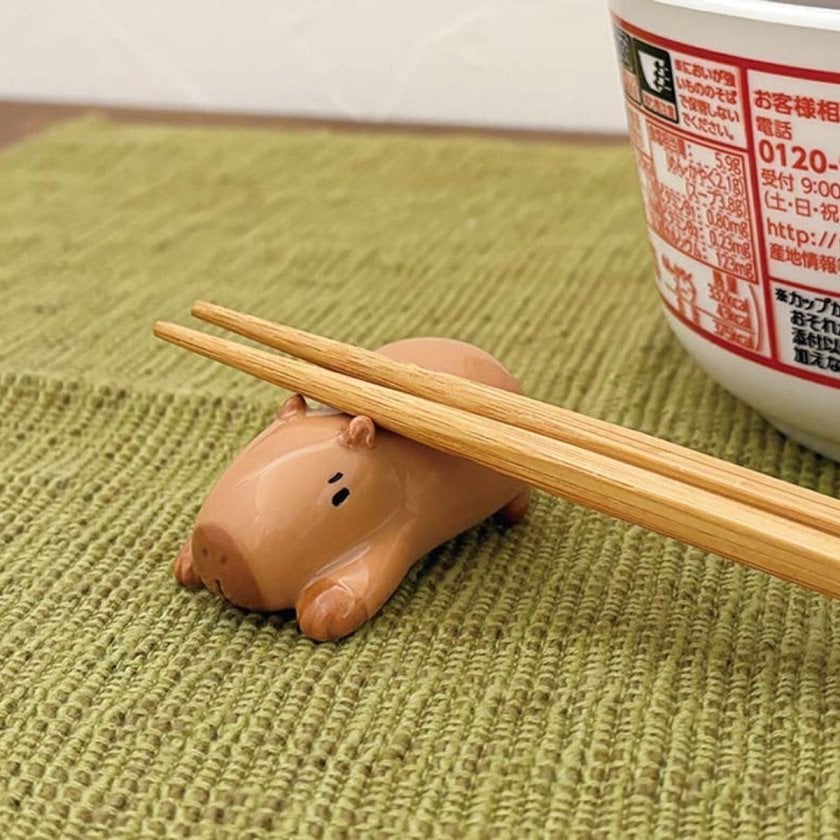 カピバラ大集合！ のほほんゆったりマグとカップ麺のフタ留め箸置き