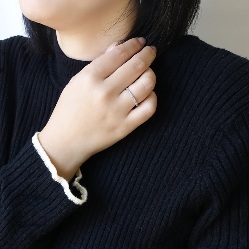 送料無料】Pt950【0.20ct】ダイヤモンド ハーフエタニティ リング
