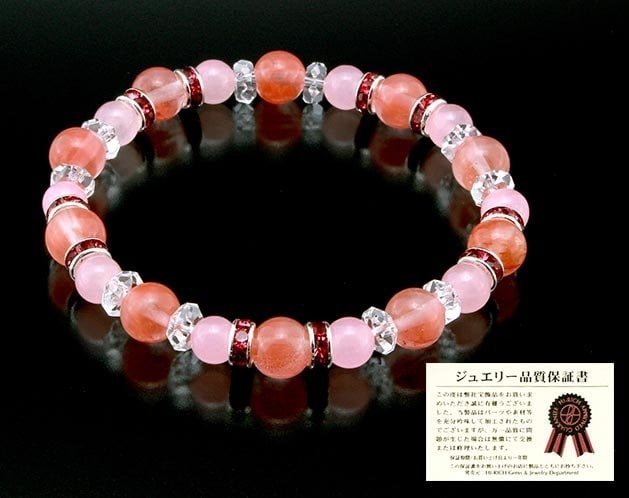 身につけるたび心華やぐ♪ 大人可愛いピンクブレスレット 日本製