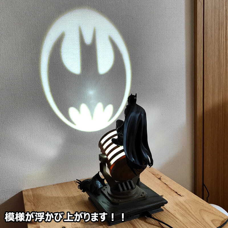 バットマン ジオラマ ライト [新品・未使用]　デスクライト バットマン ジオラマライト 照明 アメリカン 雑貨 映画 フィギュア付き