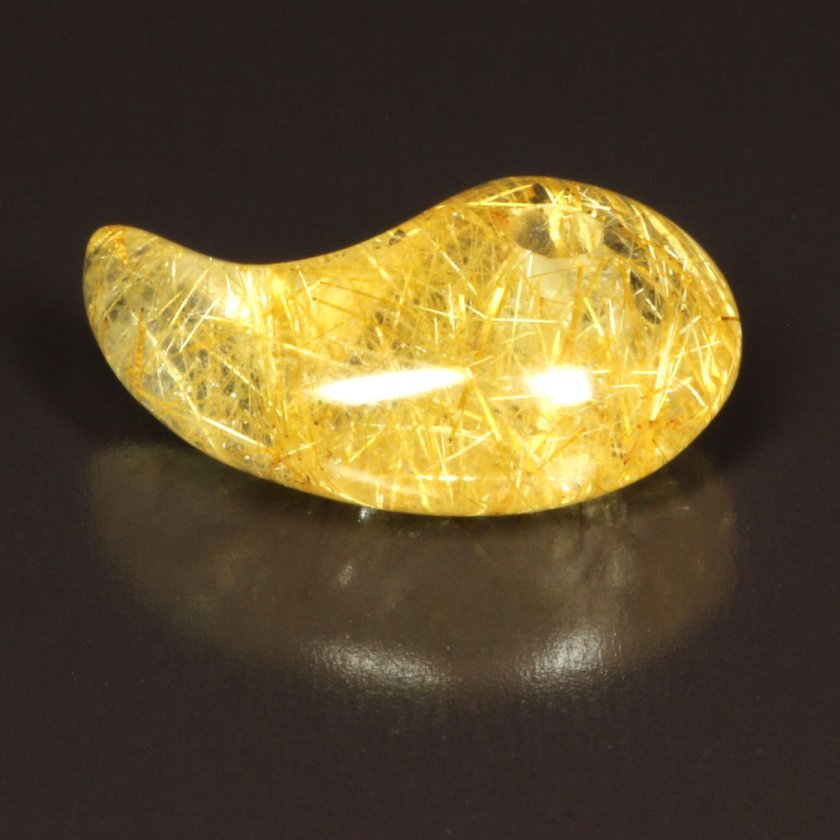 黄金色が目立ちます］一点物 ゴールドルチル 勾玉 Mr154 金針水晶 