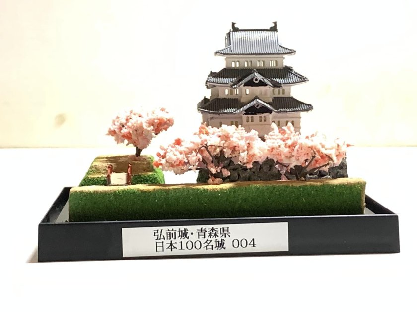 日本の城004 弘前城・現存12天守・青森県 城コレ ケース付き お城の