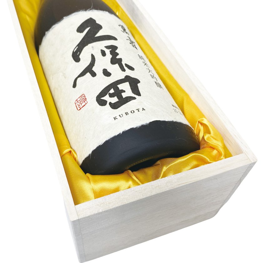 お歳暮ギフト】久保田 萬壽 1800ml 高級桐箱入り 朝日酒造 純米大吟醸