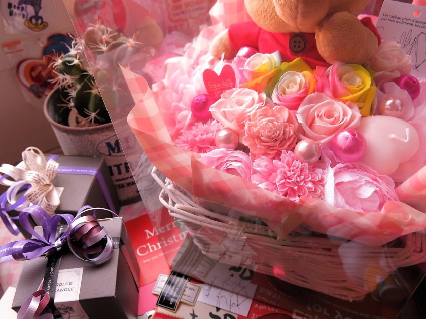推し活 プーさん ぬいぐるみ 花束風ギフト レインボーローズ