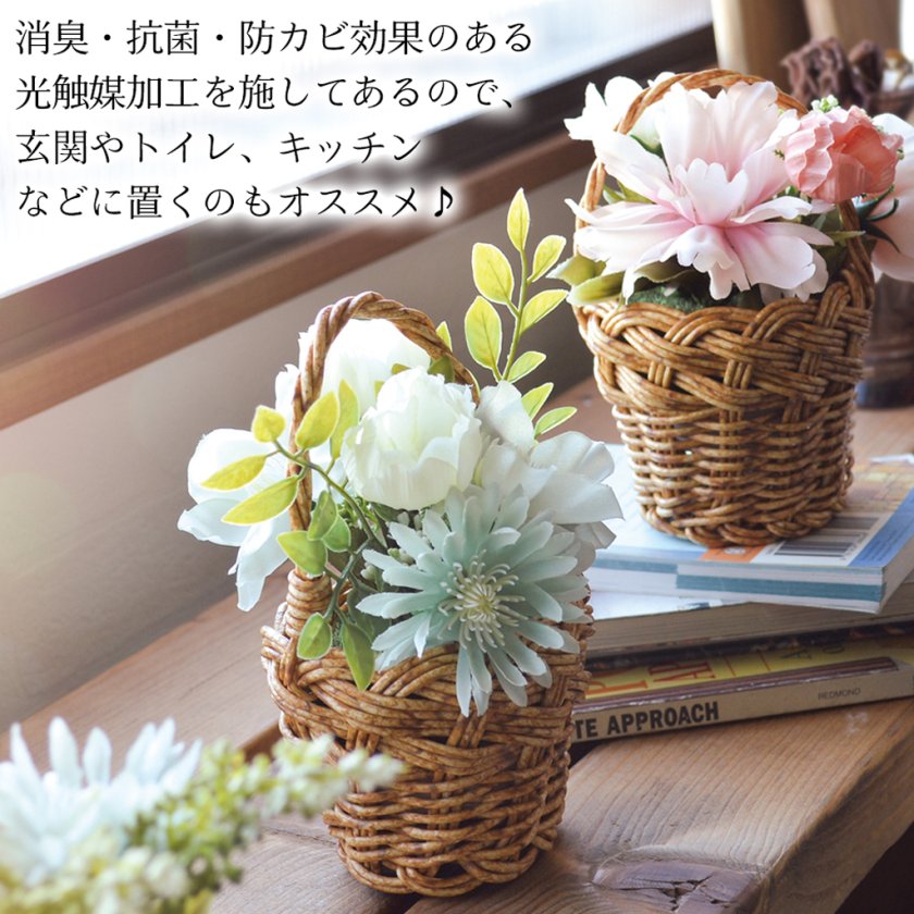 バスケットの中の兎(レースフラワーお花畑)▫️フェイクグリーン