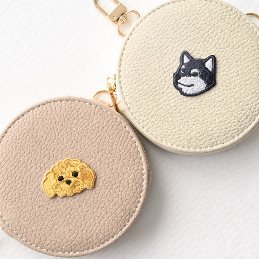 ラウンドポーチ 【 simple ワッペン 犬 】 刺繍 丸ポーチ 小銭入れ 