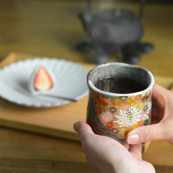 九谷焼 湯呑 金花詰 専用桐箱付き 1個 ( 即日発送 木箱名入れ有料 敬老