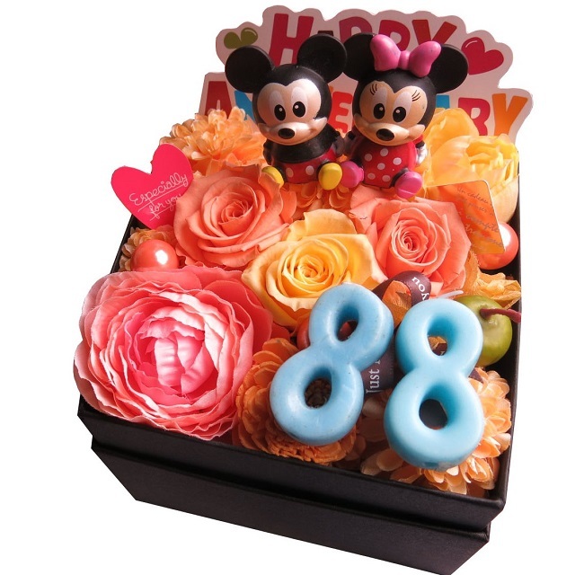 ディズニー ミッキー＆ミニー フラワーギフト 誕生日プレゼント 彼女 20歳 数字20入り ミッキー ミニー …他 花束風