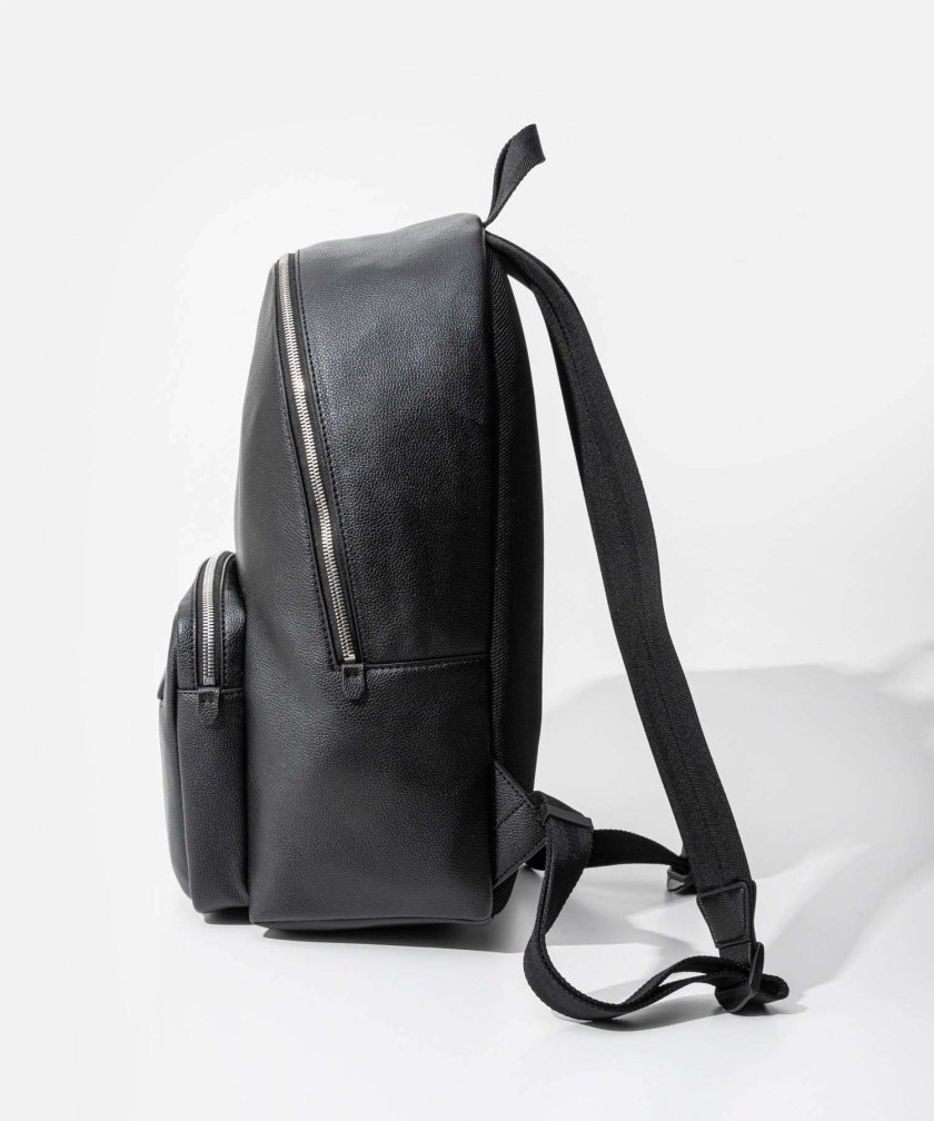 BEAMS HEART（ビームス ハート）スクエアコンビ バックパック（バッグ リュック・バックパック）通販｜BEAMS エックスレイ メンズ バックパック・リュックサック バッグ X-Ray Compact PU Laptop Bag Charcoal