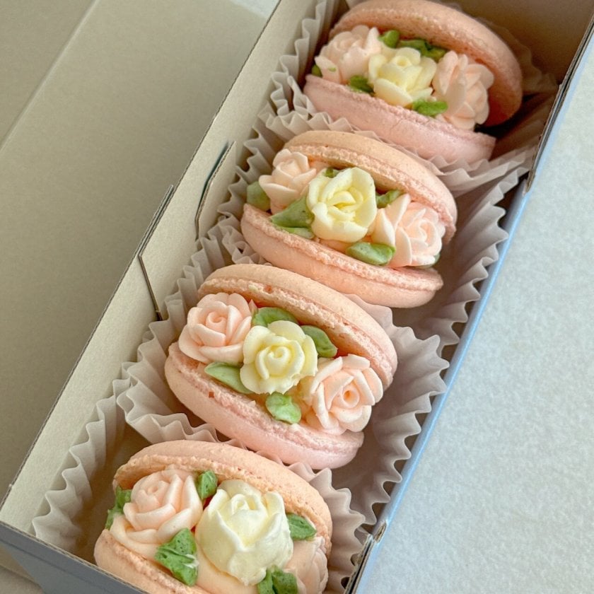 花マカロン 花咲くローズトゥンカロン 人気スイーツ スイーツギフト