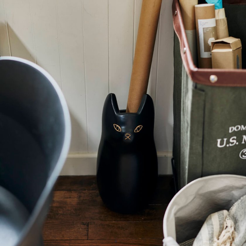 傘立て 猫 傘立て かさたて 陶器 白猫 黒猫 ネコ ねこ アンブレラ