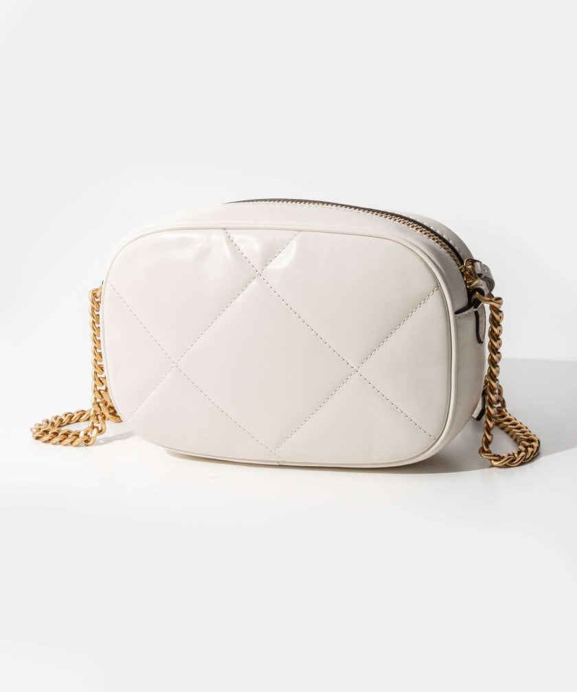 トリーバーチ TORY BURCH Kira キラ DIAMOND QUILT CAMERA BAG