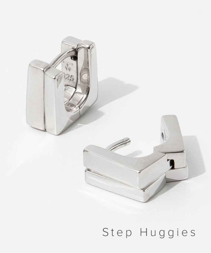 トムウッド TOM WOOD 101045 E972NA01 S925 ピアス Step Huggies 