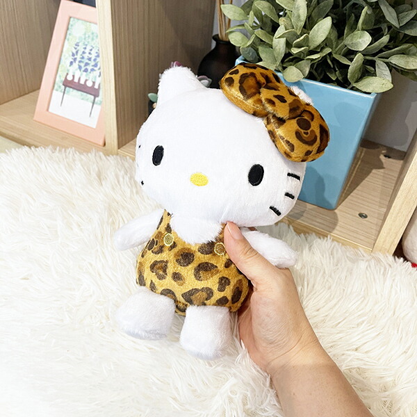 サンリオ ハローキティ ヒョウ柄 ブラウン お座りぬいぐるみ