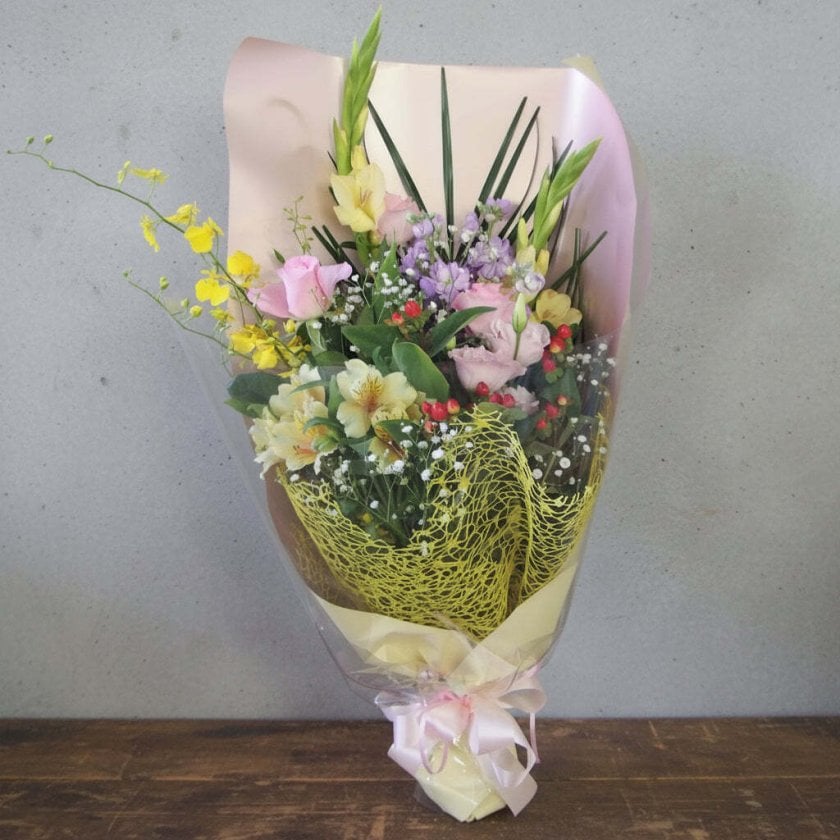 エレガントな花束】発表会や送別会で！【上品】バラ 季節のお花