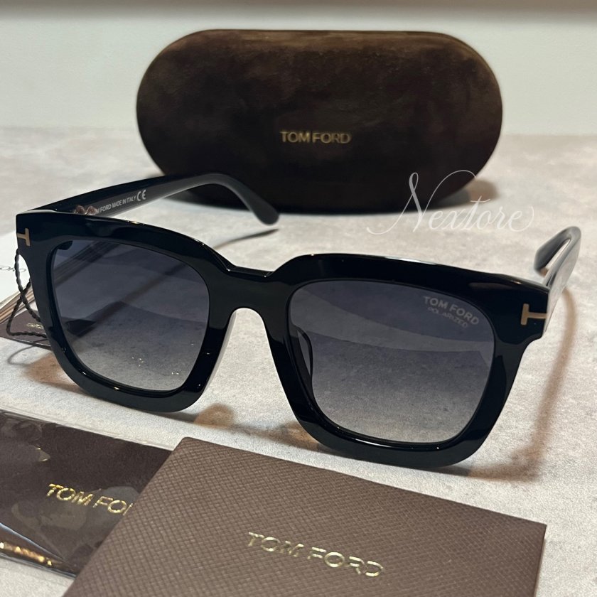 トムフォード　サングラス　TOMFORD 眼鏡 並行輸入品】【正規品・新品】TOMFORD トムフォード TF690F FT690F 01D