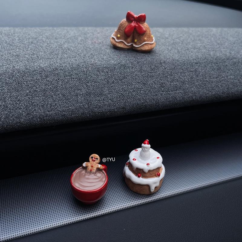 クリスマス フィギュア 3点セット 車飾り 3点セット ケーキ カップ ベル クリスマス フィギュアセット