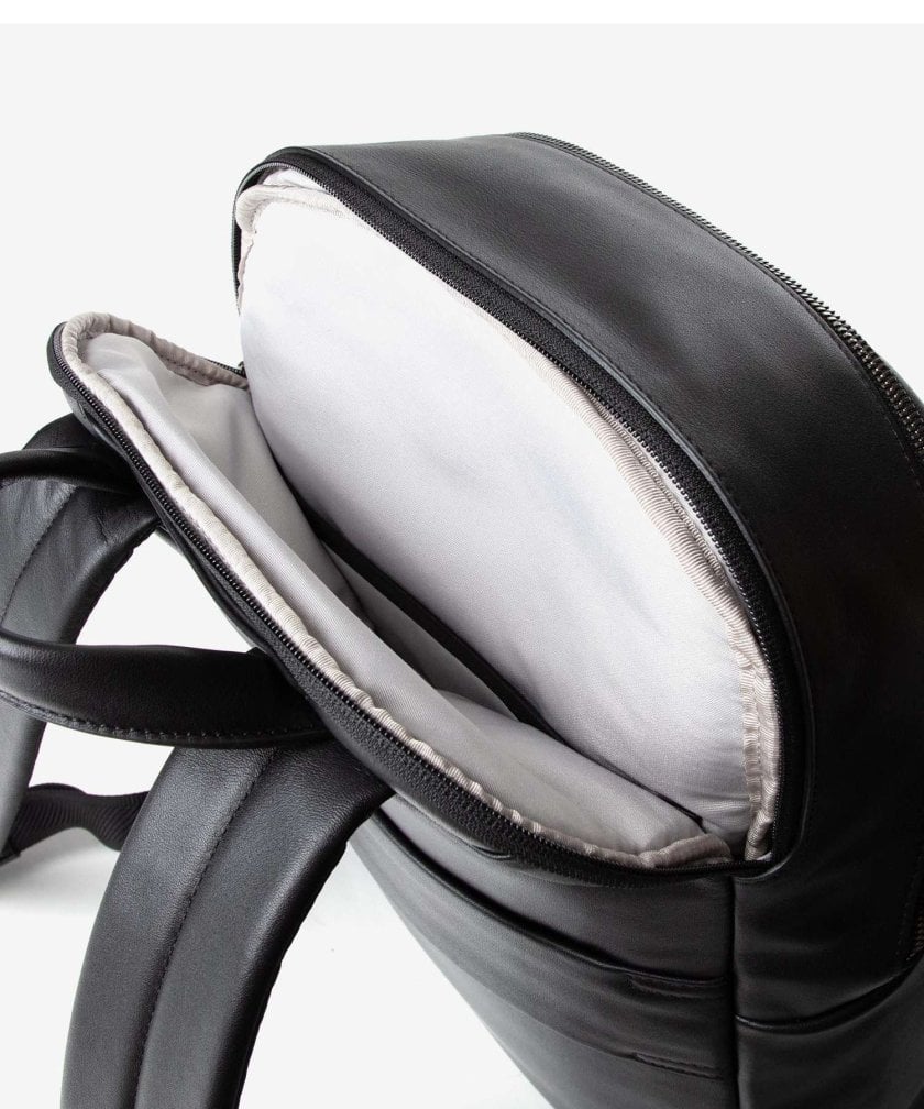 トゥミ TUMI Voyageur ボヤジュール HOLLAND BACKPACK ホランド バック 