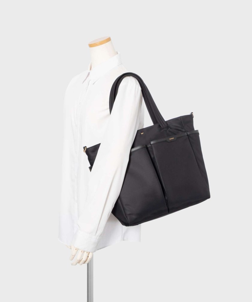 アニヤ ハインドマーチ ANYA HINDMARCH Baby Bag ベビーバッグ