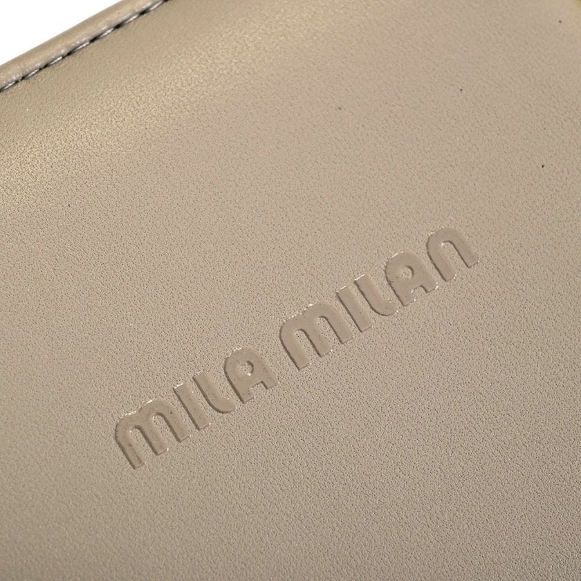【大幅お値下げ中❣️】mila milan本革ラウンドファスナー長財布グリーン ミラミラン 財布 長財布 ラウンドファスナー グレージュ MILA MILAN