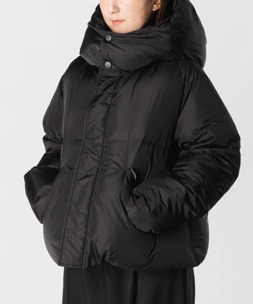 MM6Maison Margielaキッズロゴプリントパファージャケット エムエム6 MM6 Maison Margiela メゾンマルジェラ キッズ KIDS NUMERIC