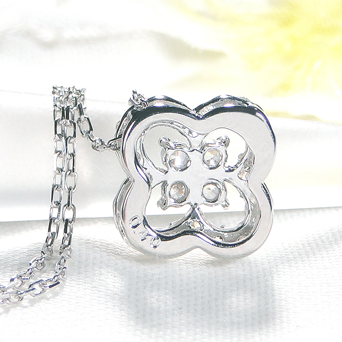 ネックレス プラチナ PT900 ダイヤモンド【0.40ct】 クローバー 