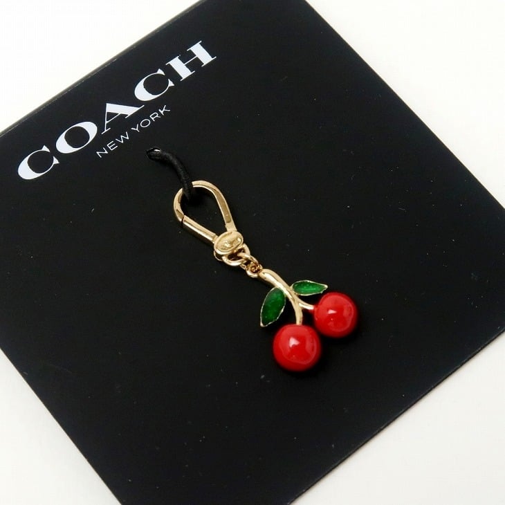 コーチ COACH キーホルダー チャーム アクセント キーリング チェリー