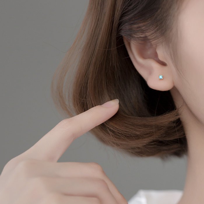 ご家庭用梱包】silver925 ピアス ブルーストーン 3mm 20G シルバー