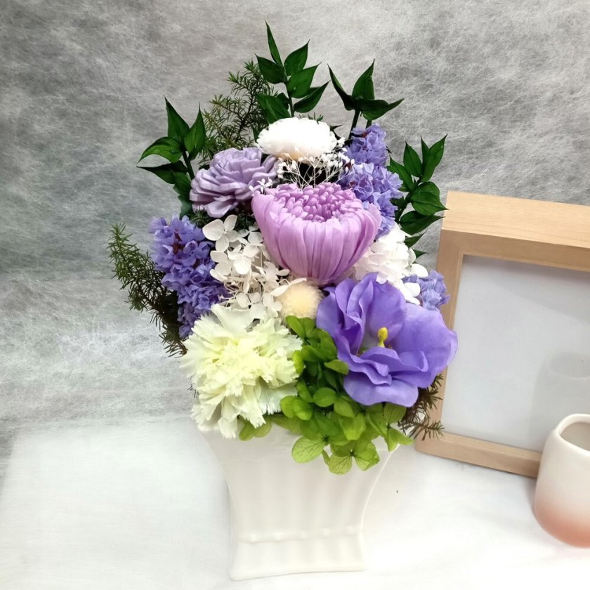 プリザーブドフラワー 仏花 供花 喪中はがき お供え 花 ケース入り