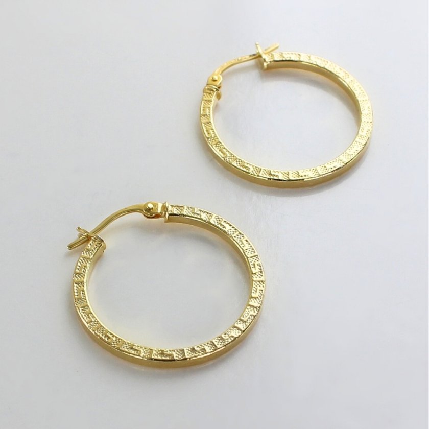 ウノアエレ 18金 ピアス K18 18K レディース 母の日 フープピアス 