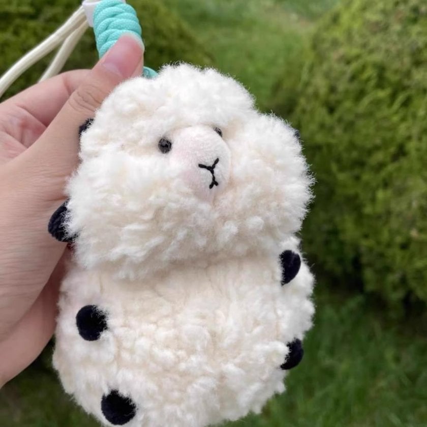 もふもふ おもろい ひつじ 羊 かわいい ミニチュア グッズ ストラップ
