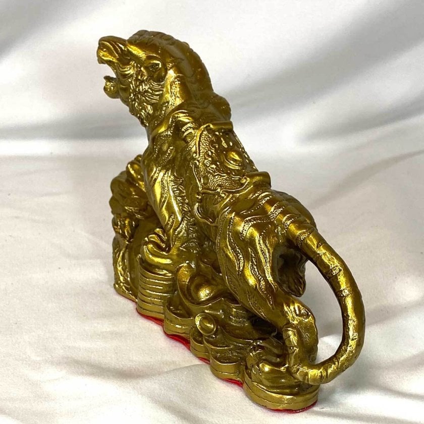 上山虎 虎の置き物 20cm×13cm 真鍮製 風水置物 金運 財運 事業運 邪気