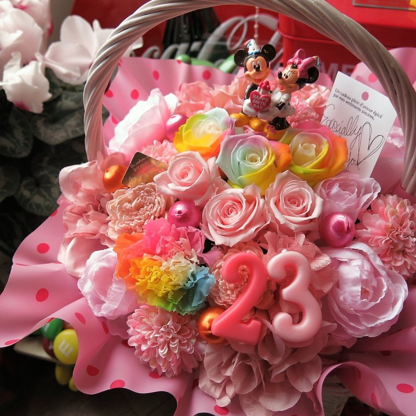 ミッキー ミニー入り 花束風ギフト レインボーローズ プリザーブド