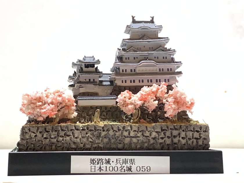 木製 日本の城 模型 立体オブジェ　姫路城 日本の城059 姫路城 1/800D ・兵庫県 ライトアップ仕様 世界遺産・ 城